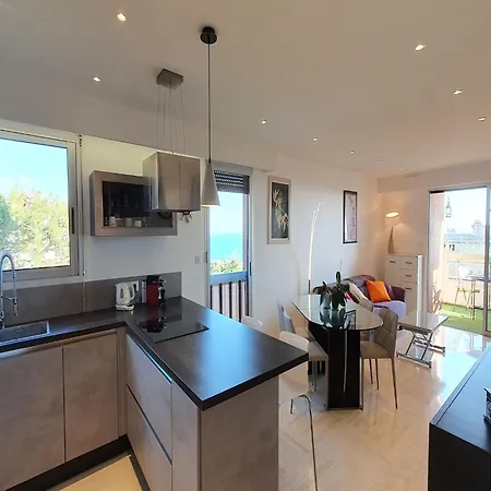 In With Sea Views Villa