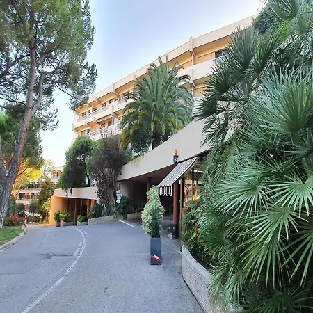 Willa In With Sea Views