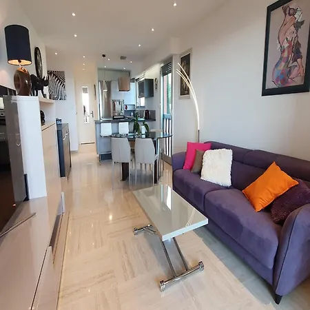 In With Sea Views Villa Nice